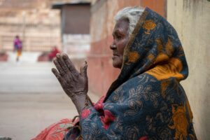 mother, nun, varanasi, hinduism, buddhism, india, begger, poor, meditation, namaste, nepal, travel, culture, begger, begger, begger, begger, begger, namaste, namaste